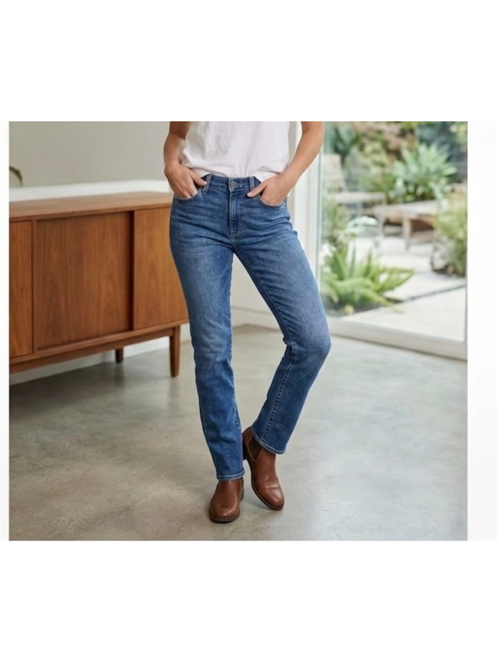 Joe's Jeans The Classic Kinetic Straight Leg Blue Denim W28 Woman NWT 1042